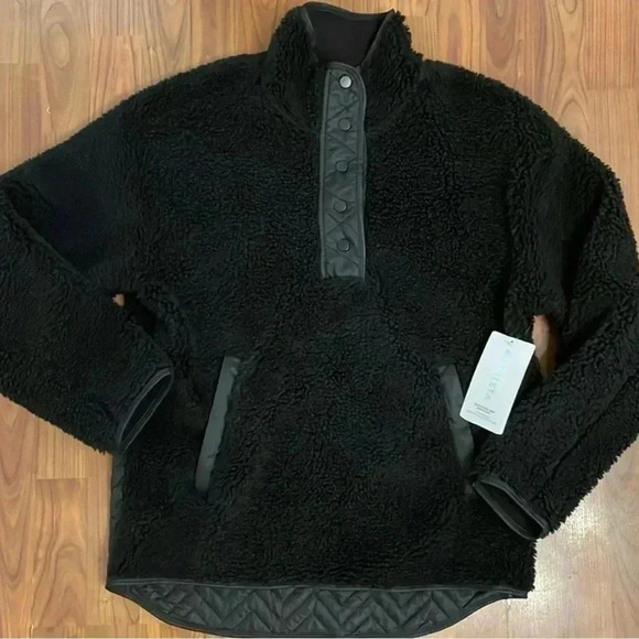 ATHLETA Cozy Black Sherpa Snap Sweatshirt Jacket Size Medium NWT - Picture 1 of 16